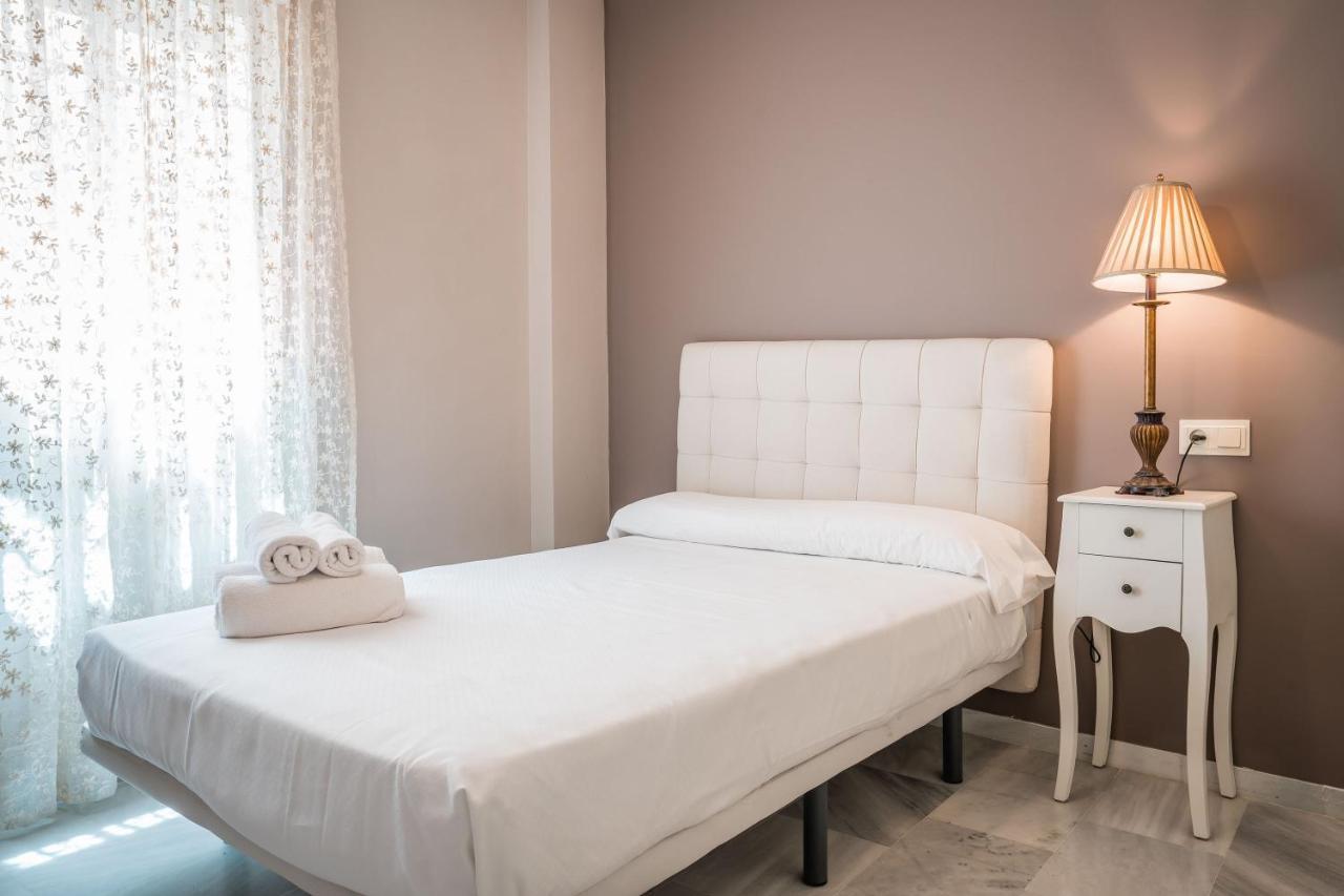 Ibericabeds Nueva De San Anton Apartment Granada Exterior photo