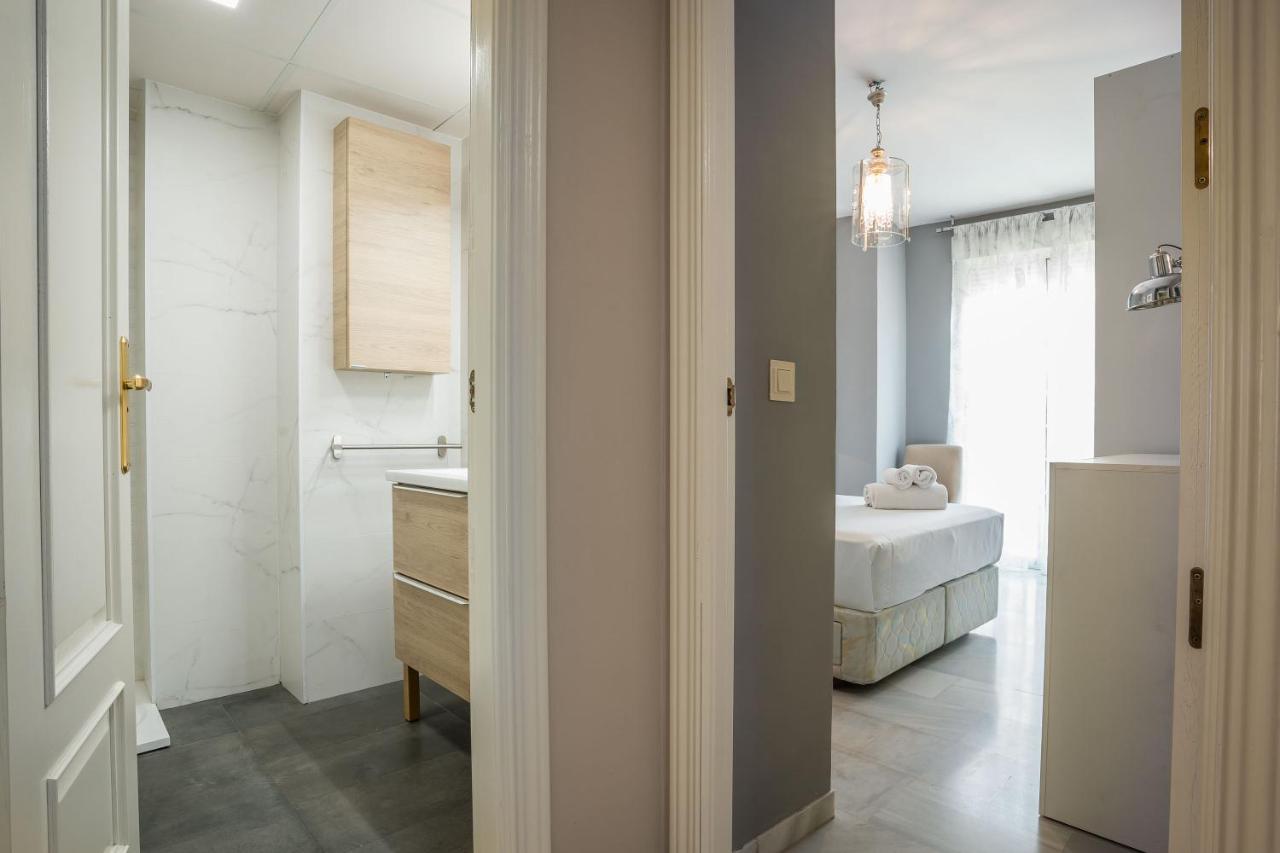 Ibericabeds Nueva De San Anton Apartment Granada Exterior photo